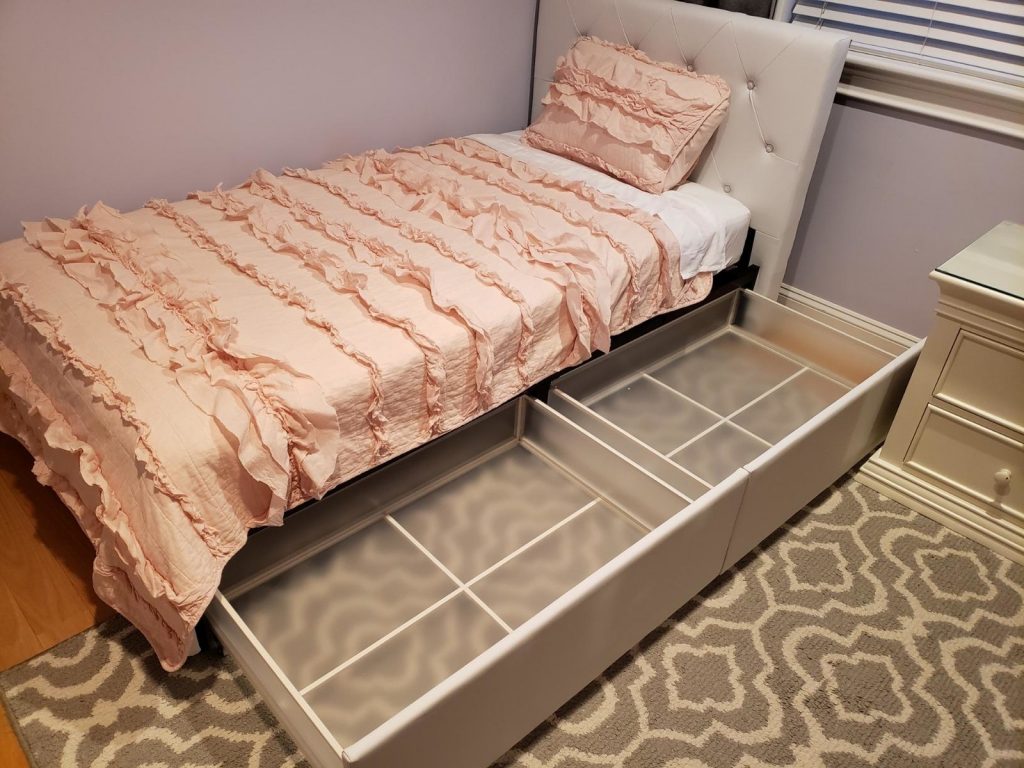 Bed with drawer for kid's bedroom